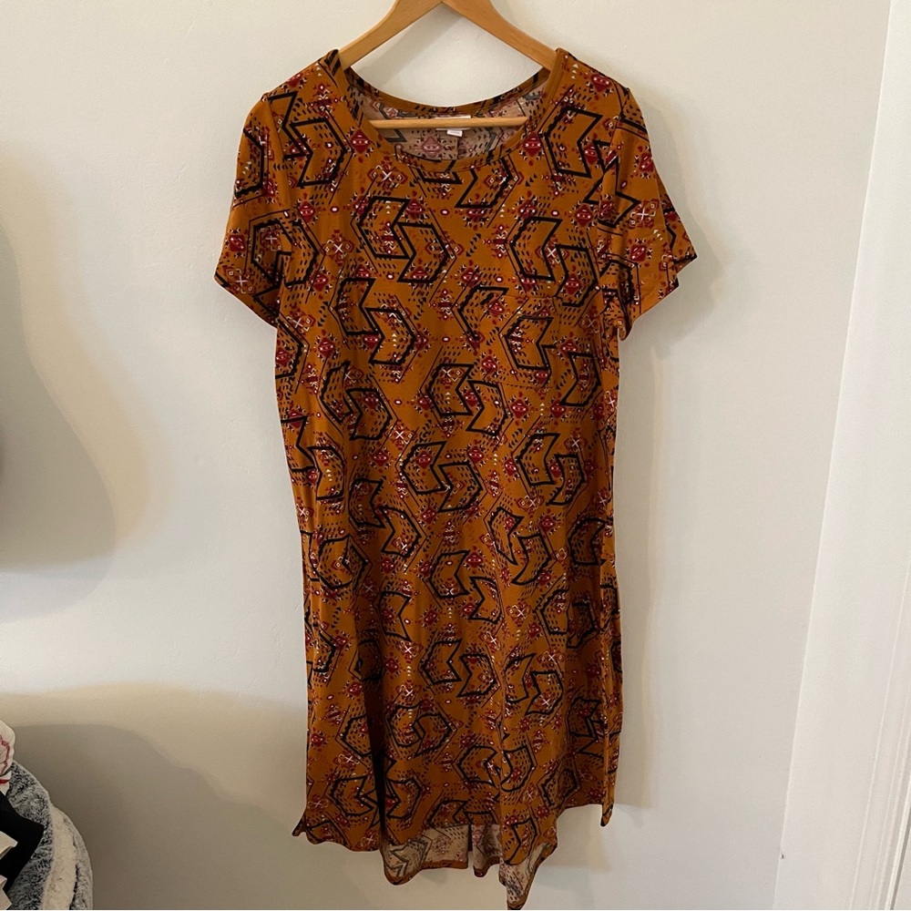 LuLaRoe Carly Sz L EUC Southwest Print